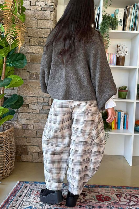 Big Softie Batwing Or Butterfly Knit Earth /17=